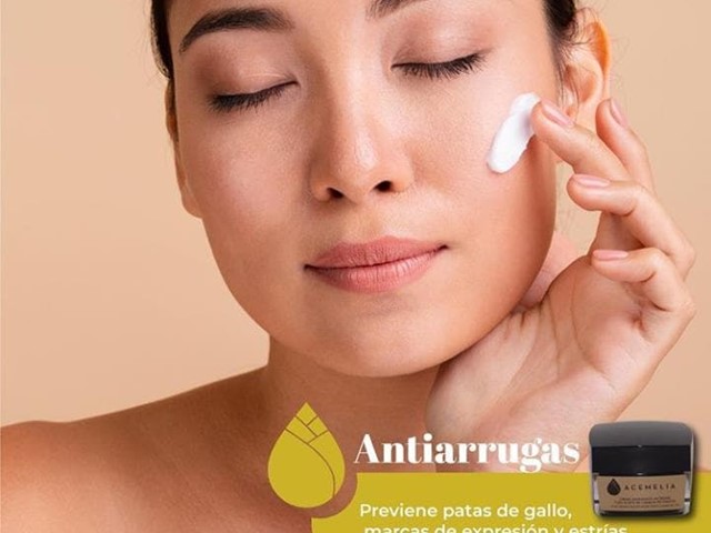 CREMA FACIAL ANTIEDAD ACEITE DE CAMELIA