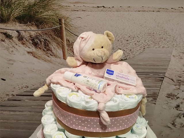 TARTA DE PAÑALES PEQUEÑA